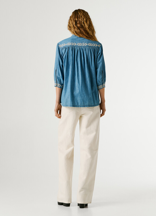 REGULAR FIT DENIM BLOUSE