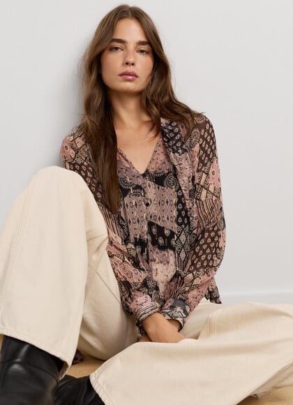 ORNAMENTAL PRINT FLUID BLOUSE