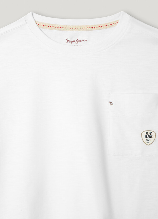 RELAXED FIT FRONT POCKET T-SHIRT