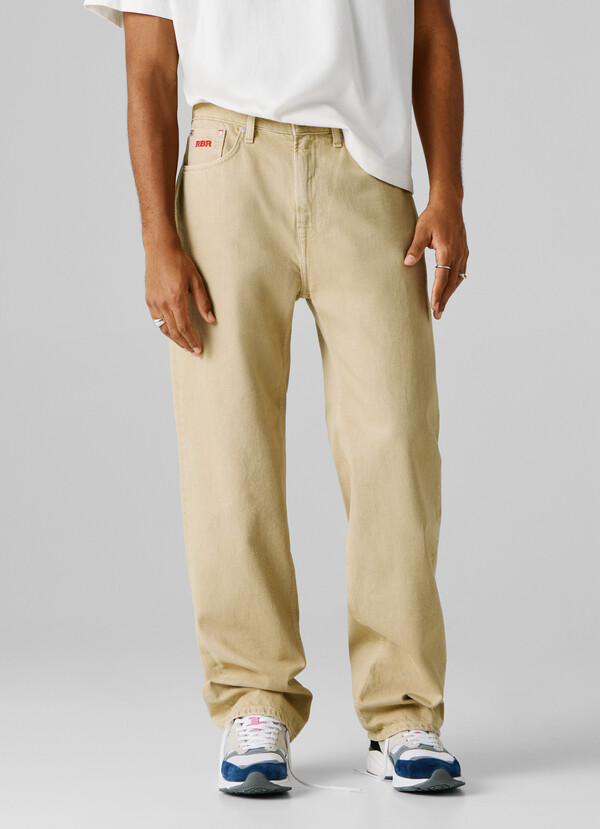 HIGH - RISE LOOSE FIT JEANS