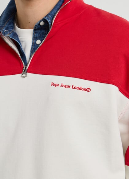 HIGH NECK CASUAL FIT SWEATSHIRT