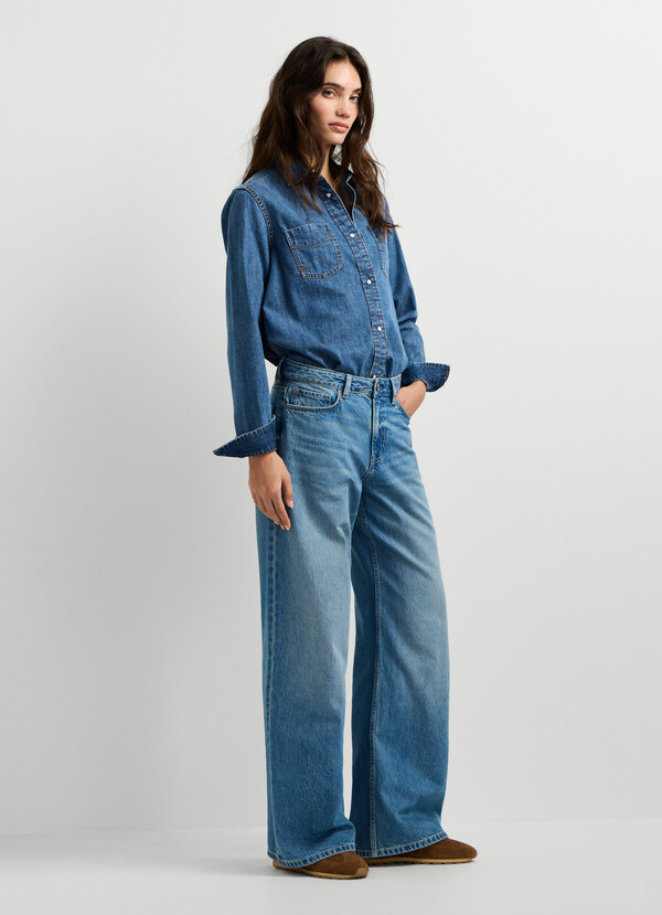 LINA- HIGH-RISE WIDE FIT JEANS