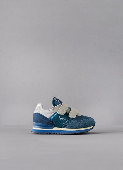 RUNNING TRAINERS WITH VELCRO CLOSURE