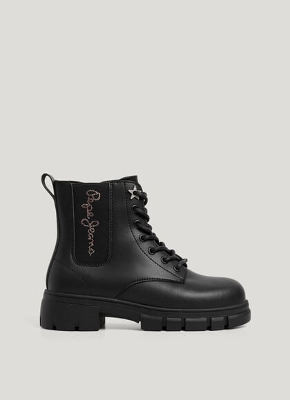 BOOTS WITH STRASS LOGO