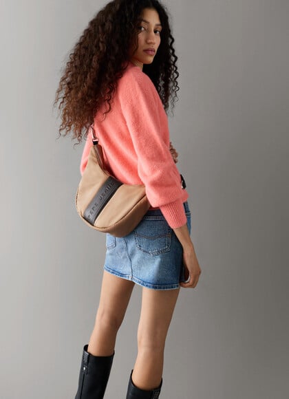 CRESCENT-SHAPED HANDBAG WITH ZIP CLOSURE