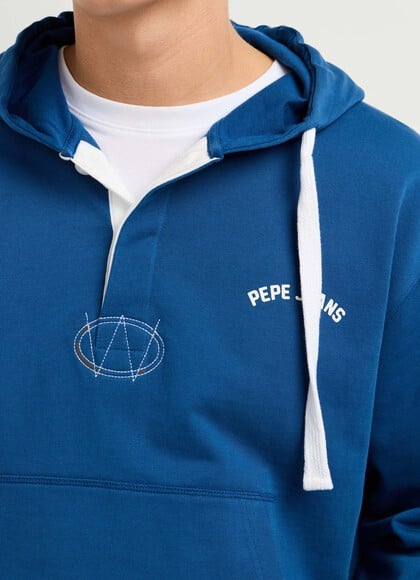 CASUAL FIT HOODIE