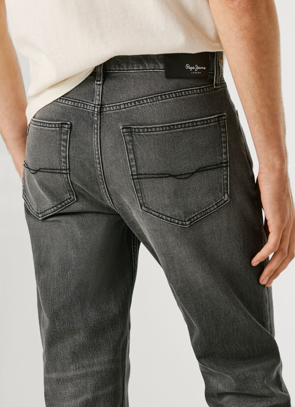 HATCH - SLIM FIT MID-RISE JEANS