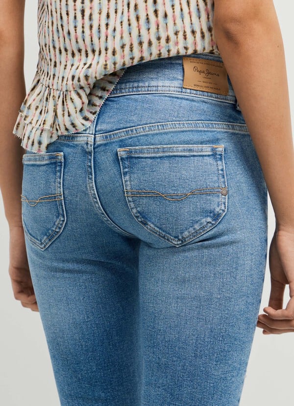 VENUS - LOW-RISE SLIM FIT JEANS