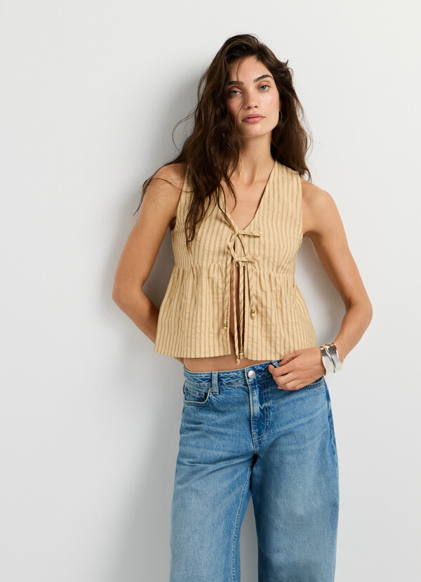 SLEEVELESS STRIPED BLOUSE