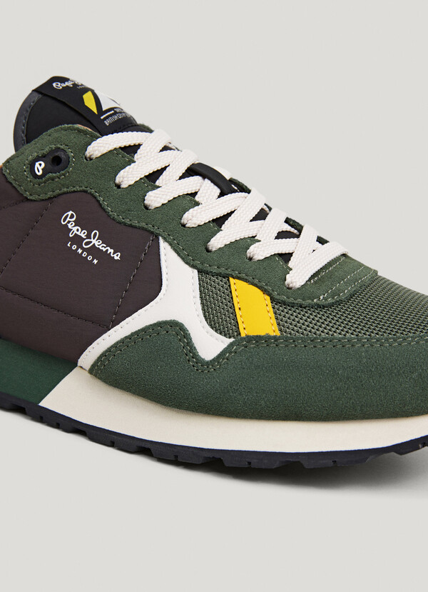 RETRO RUNNING TRAINERS