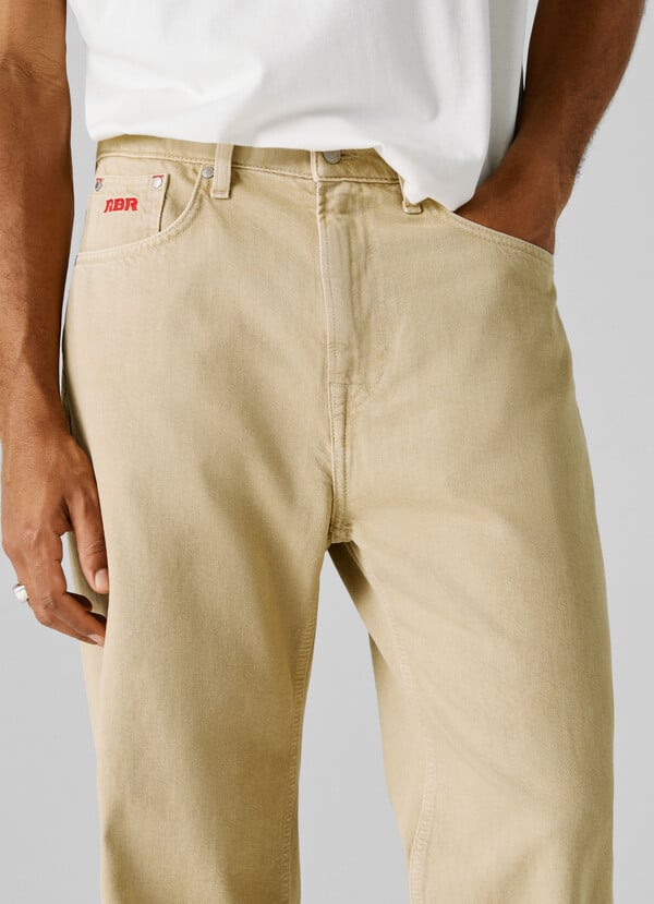 HIGH - RISE LOOSE FIT JEANS