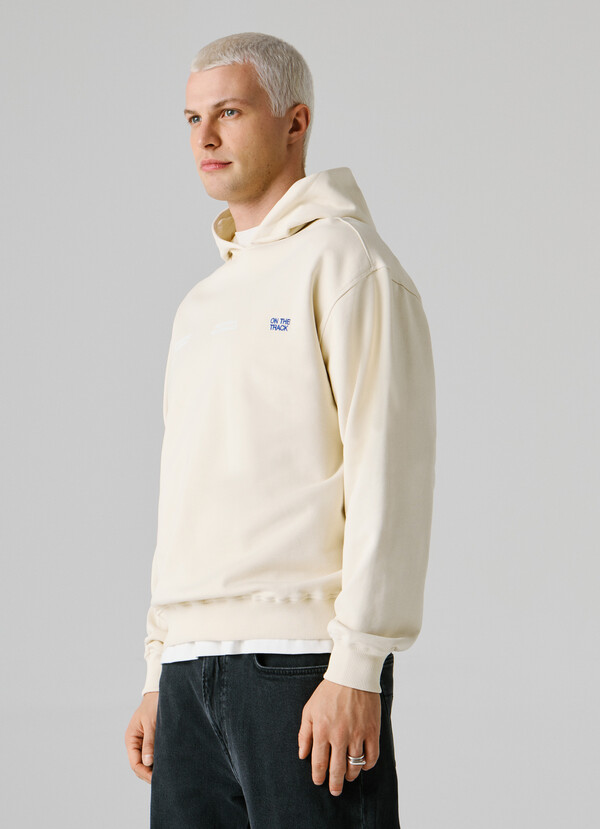 RELAXED FIT HOODIE