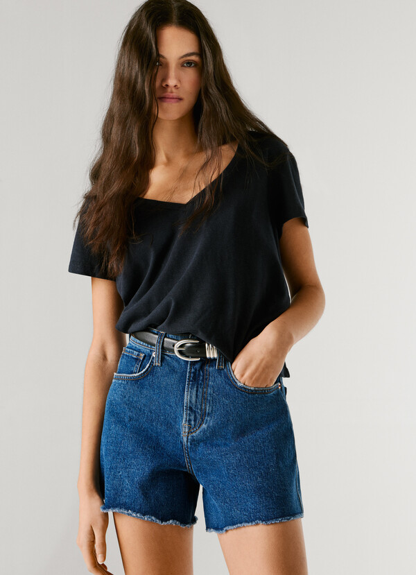 REGULAR FIT DENIM SHORTS