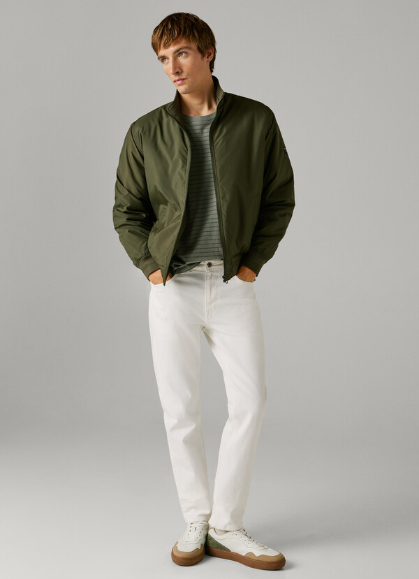 STANLEY- TAPER FIT MID-RISE JEANS