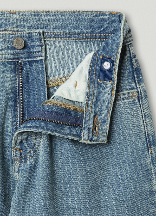 LOOSE FIT MID-RISE JEANS - DAN