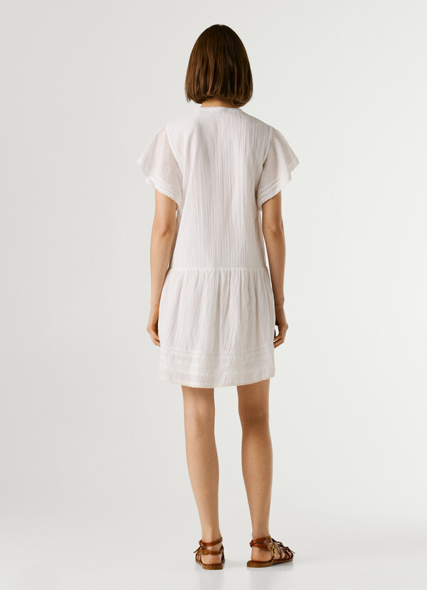 SHORT DRESS WITH LACE
