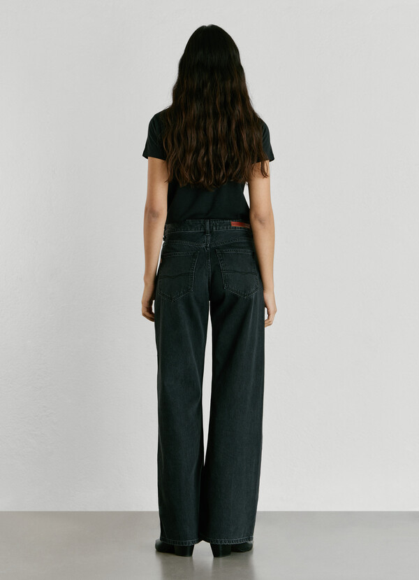 MID-RISE WIDE FIT JEANS - LINA