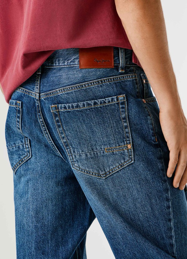 CAMDEN- TAPER FIT LOW-RISE JEANS