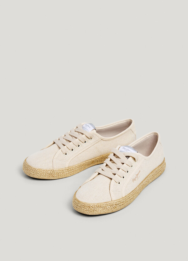 CLASSIC CANVAS TRAINERS