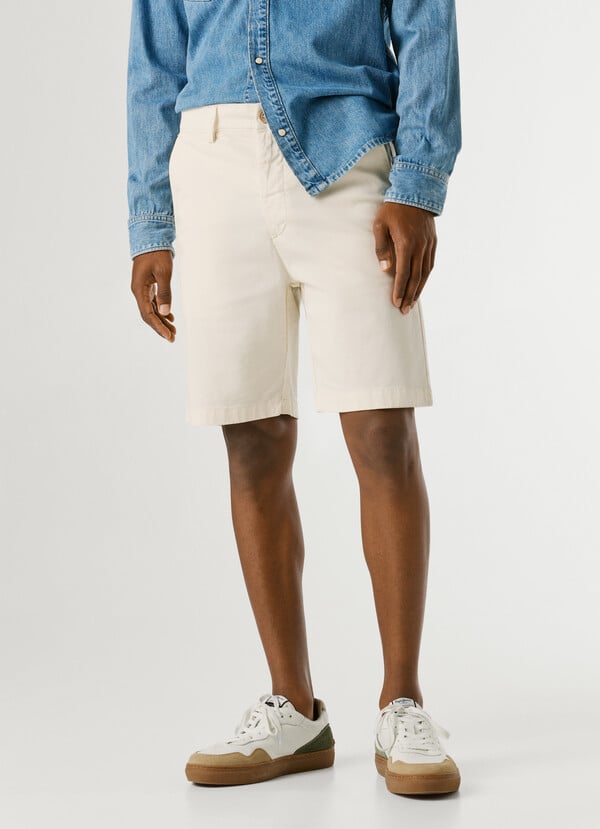 REGULAR FIT CHINO SHORTS