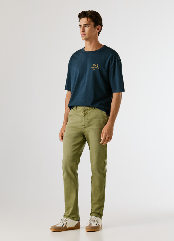 TAPERED FIT CHINO TROUSERS