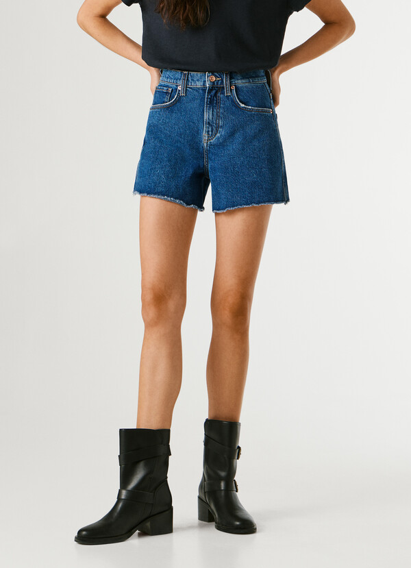 REGULAR FIT DENIM SHORTS