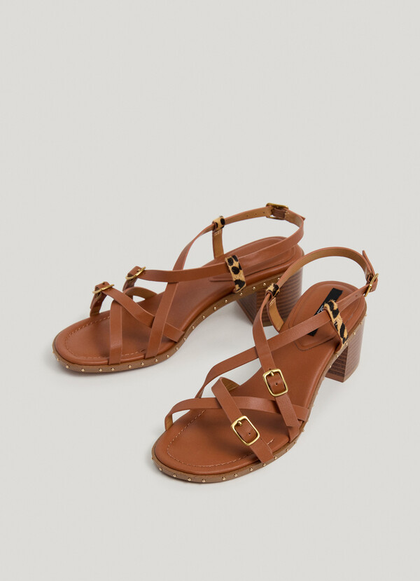 ANIMAL PRINT DETAIL SANDALS