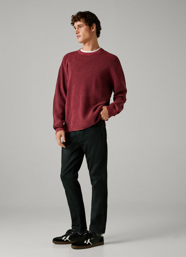 SLIM FIT MID-RISE JEANS - TRACK