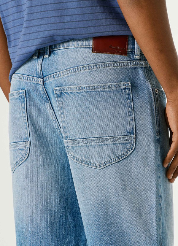 TAPER FIT DENIM BERMUDA SHORTS