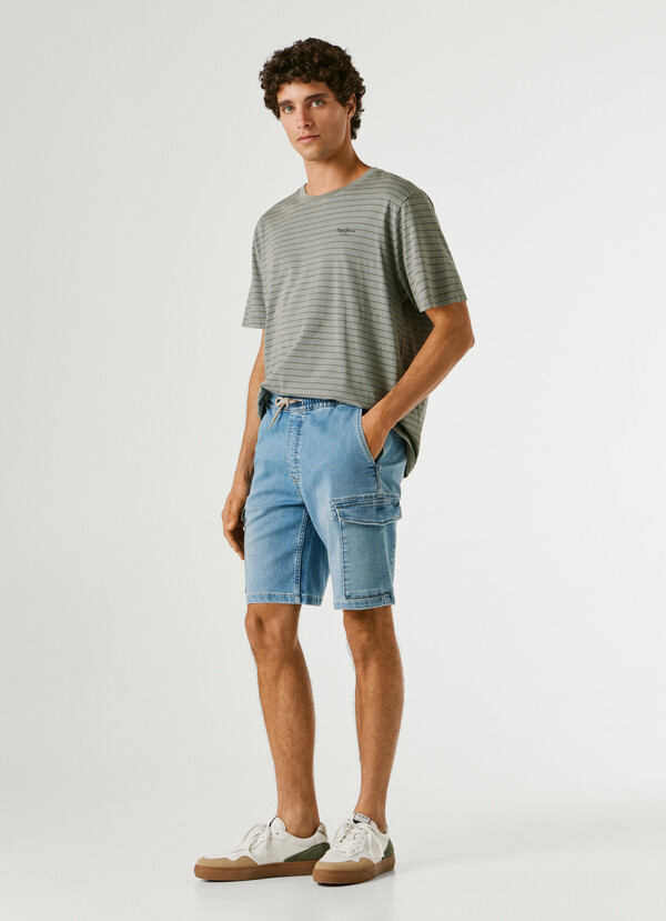 SLIM FIT DENIM CARGO SHORTS