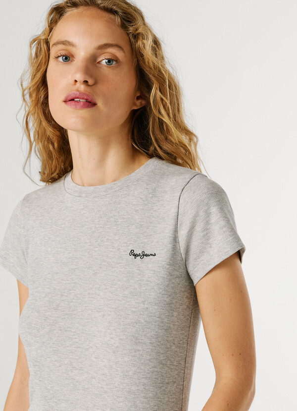 RIBBED EMBROIDERED LOGO T-SHIRT