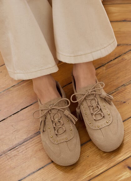 SUEDE SHOES WITH STUDS