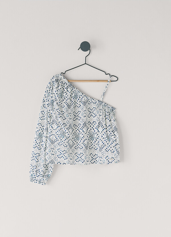 BLUSA ASIM&Eacute;TRICA ESTAMPADO FLORAL