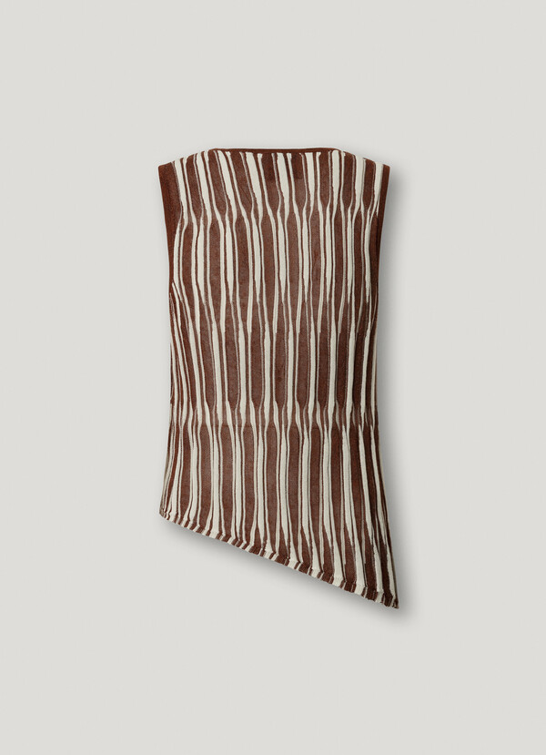 ASYMMETRIC KNIT TOP
