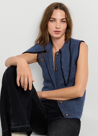 HIGH NECK KNIT WAISTCOAT