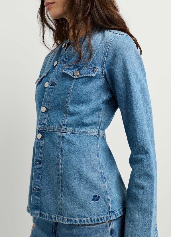 SLIM FIT DENIM JACKET