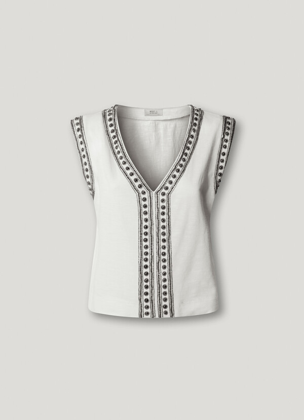 V-NECK T-SHIRT WITH STUDS