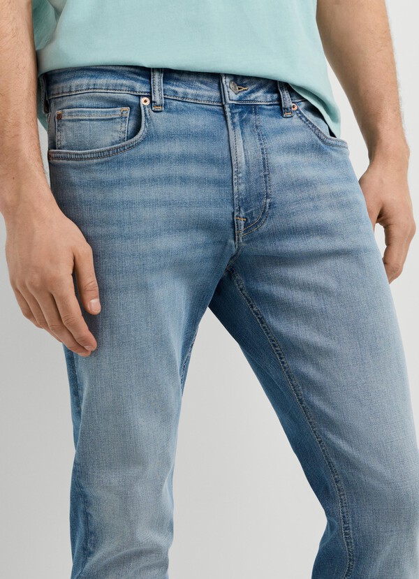 TAPER FIT MID-RISE JEANS - STANLEY