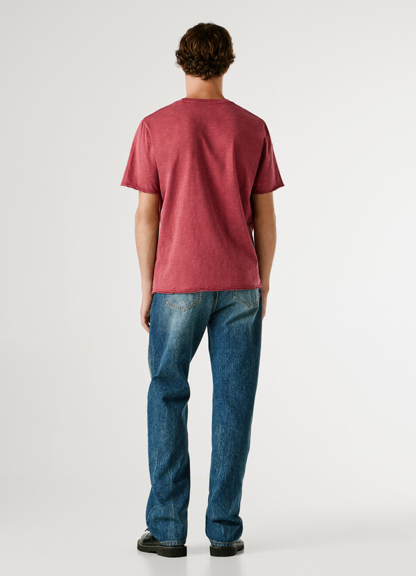 REGULAR FIT FRONT POCKET T-SHIRT