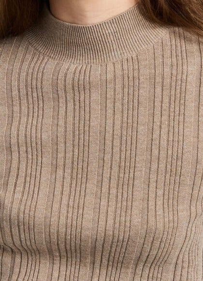 HIGH NECK RIBBED JUMPER