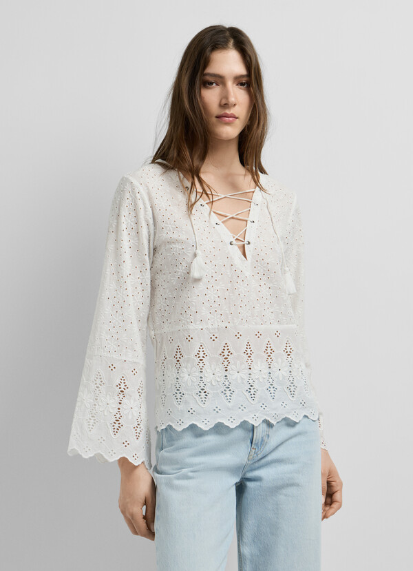 BLOUSE WITH OPENWORK DETAILS