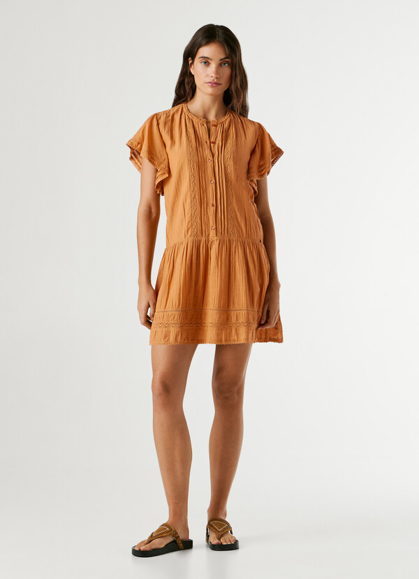 SHORT DRESS WITH LACE