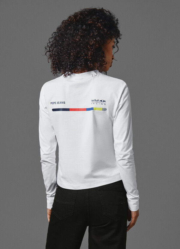 CROPPED FIT LONG-SLEEVE T-SHIRT