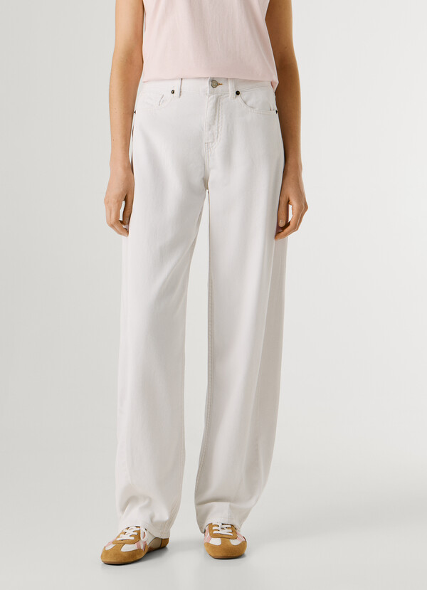 MID - RISE LOOSE FIT JEANS
