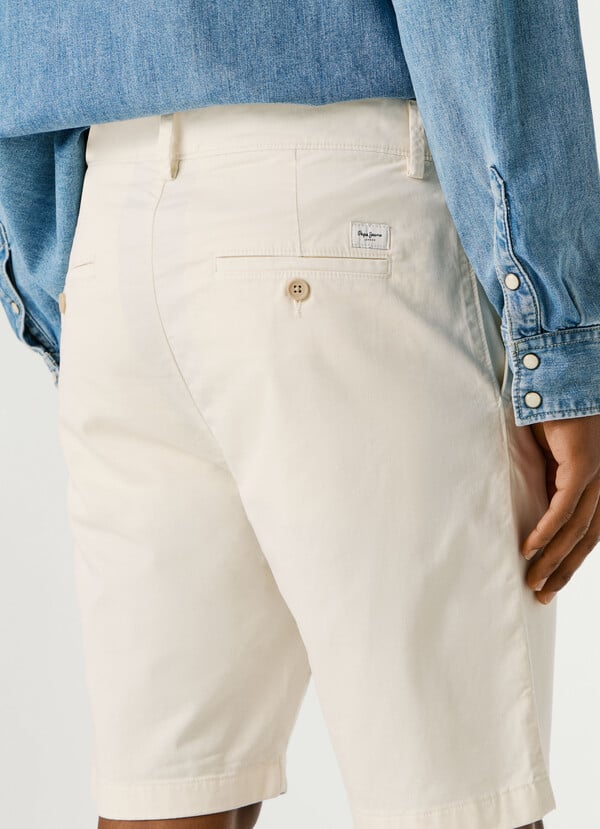 REGULAR FIT CHINO SHORTS