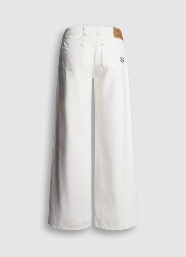 MID-RISE WIDE FIT JEANS
