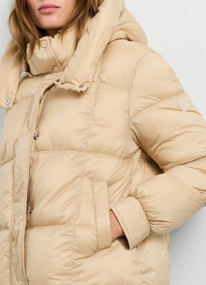 WATERPROOF PADDED PUFFER JACKET