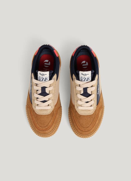 CLASSIC LACE-UP TRAINERS