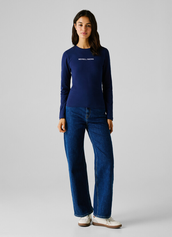 EMBROIDERED LOGO T-SHIRT