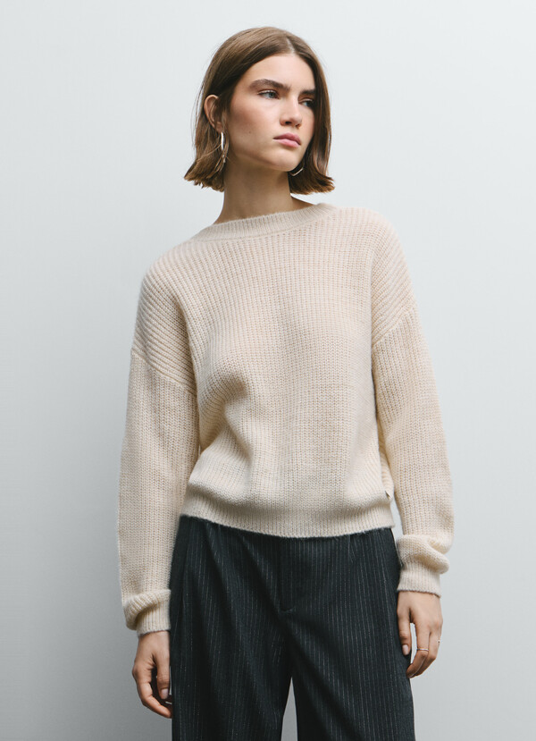 V-NECK KNIT JUMPER
